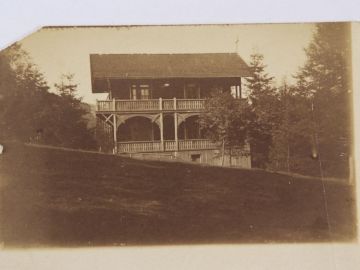 Franciszek-III-Lawoczne-dom-Franciszka-III-i-WandyI-Longchamps de Berier