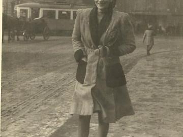 Irena-Trzcinska-Krakow-1-02-1946