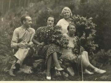 Irena-Trzcinska-maz-Adam-tesciowa-NN-Tatarow-1938