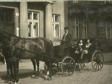 Mama-z-ciocia-Irka-Lwow-1937-8