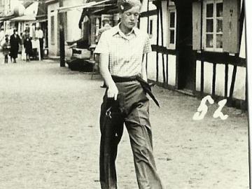 Irka-Leniecka-Hel-w-poszukiwaniu-mieszkania...-1933