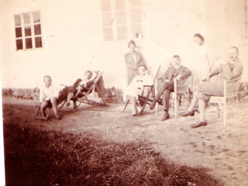 jan-iii-longchamps-pierwsz-z-prawej-str.-z-krewnymi