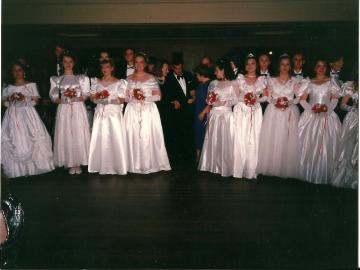 Bal-Debiutantek-Melbourne-1992