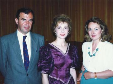 Z-Christine-Faron-swiatowej-klasy-harfistka-i-pianistka-Syd