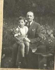 Z-Dziadkiem-Broniem-Lwow-1943