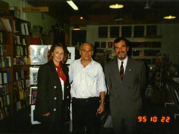 Z-Ryszardem-Kapuscinskim-Sydney-1995