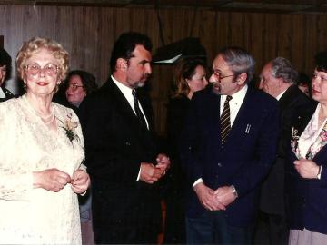 Z-p.-Frankiem-Scieluno-prezesem-Ethnics-School-Association