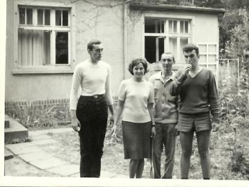 Z-przyjaciolmi-Mielno-1959