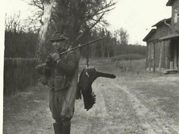 Stanislaw-II-LdeB-z-gluszcem-Nowa-Brda-1952