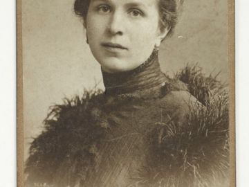 Stefania-z-Adamowskich-Longchamps de Berier