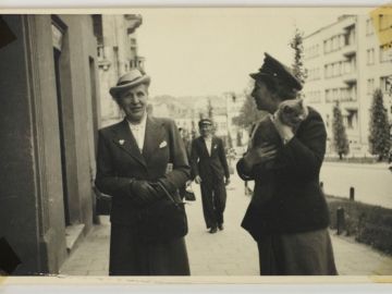 Stefania-z-Adamowskich-Longchamps de Berier-z-corka-Wanda-Olszewska-Lwow-1938-ul-Kadecka