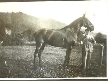 Tatarow-Dziadek-z-koniem