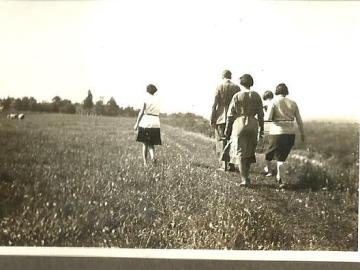 Tatarow-przechadzka-1926