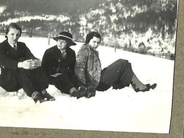 Tatarow-zima-Jadwiga-i-Irena-Wysoczanskie-Wanda-Romaszkan